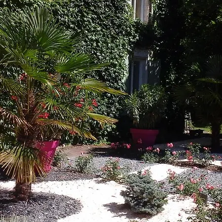 Chambres D'hotes Moulin De Masvicomteaux Bed & Breakfast *